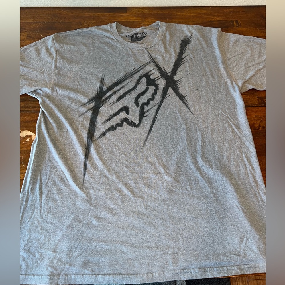 Fox Gray Short Sleeve Tee with Bold Logo